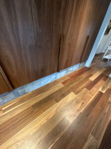 shower sealing Floor caulking 1